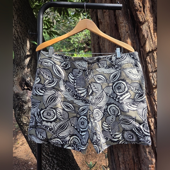 LOFT Pants - Ann Taylor LOFT‎ Women's Linen Cotton Tropical Shorts-The Riviera Short